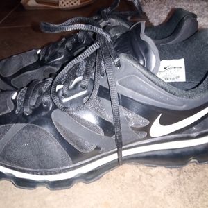 Nike Air Max shoes, black, men's size 9